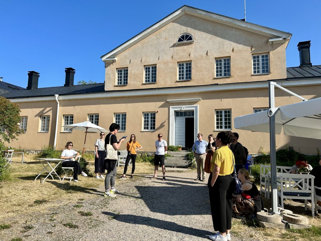 Mapineq team in front of the Archipelago Research Institute, Centre for Environmental Research of the University of Turku